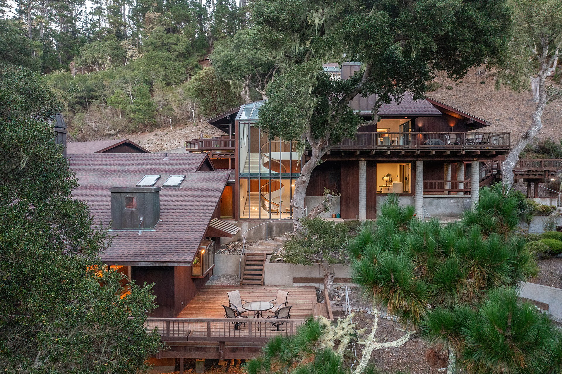 Carmel Bayview Retreat - 571 Viejo Rd