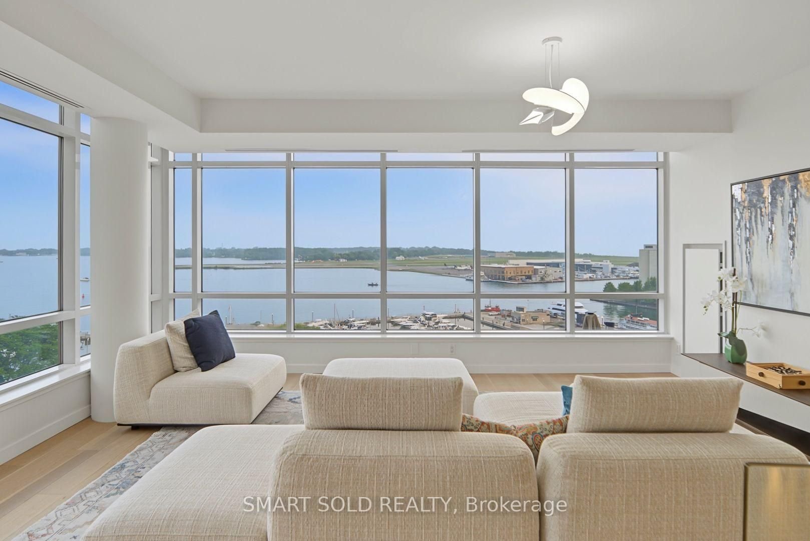 PRESTIGE AT 500 QUEENS QUAY WEST