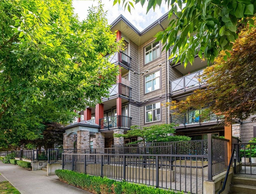 2336 Whyte Ave, #304