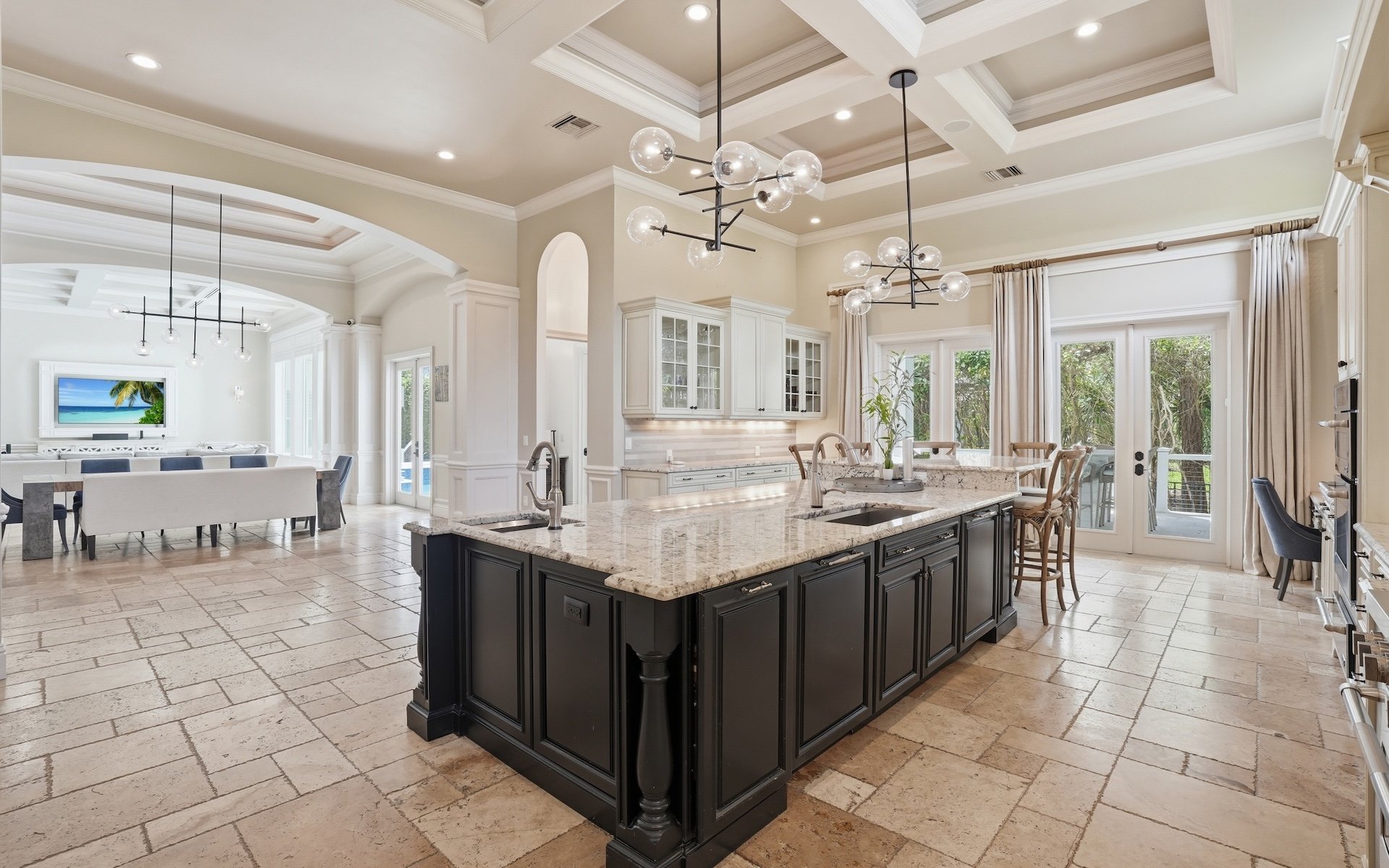 7562 Cordoba Cir