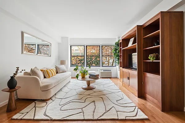 120 East 36th Street #6H