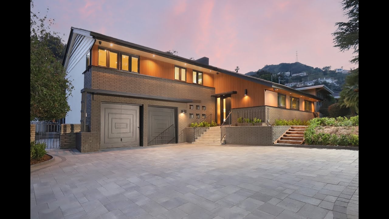 Sold by Edwin | Mid-Century Modern Masterpiece Cross from Glendale Oakmont Country Club | 3221 Country Club Dr.