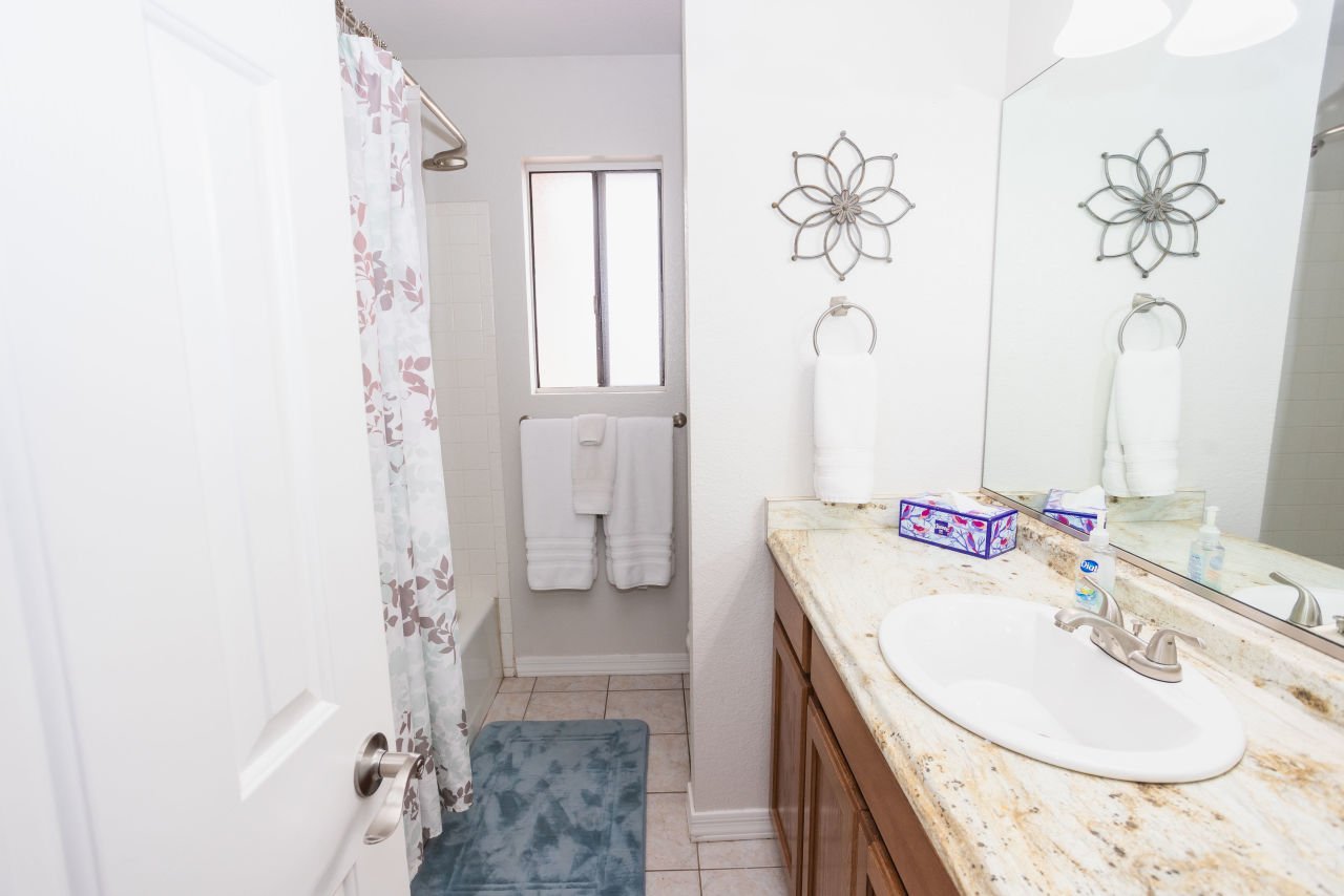 3376 Hornet Bay N