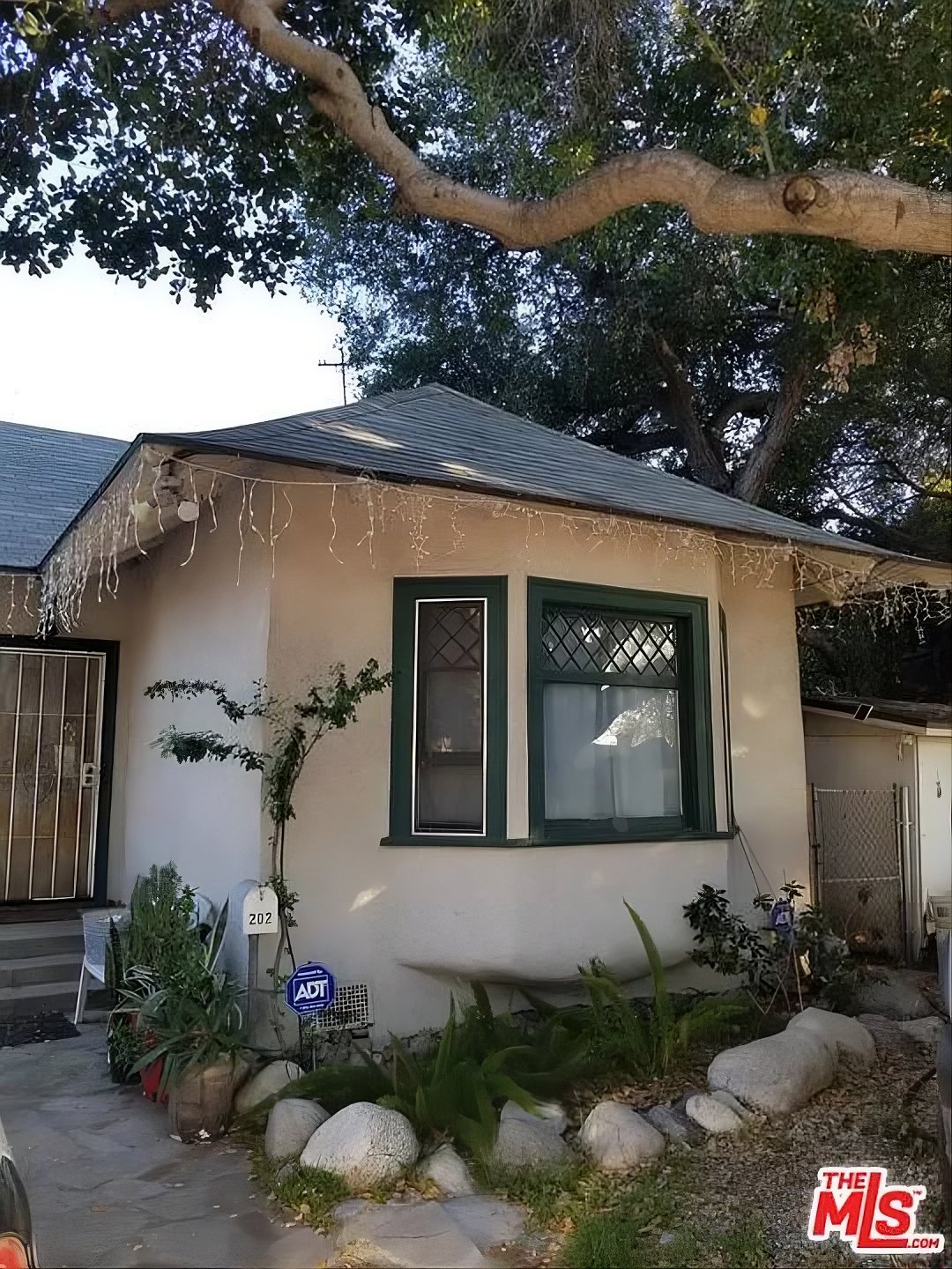 202 Thorne Street