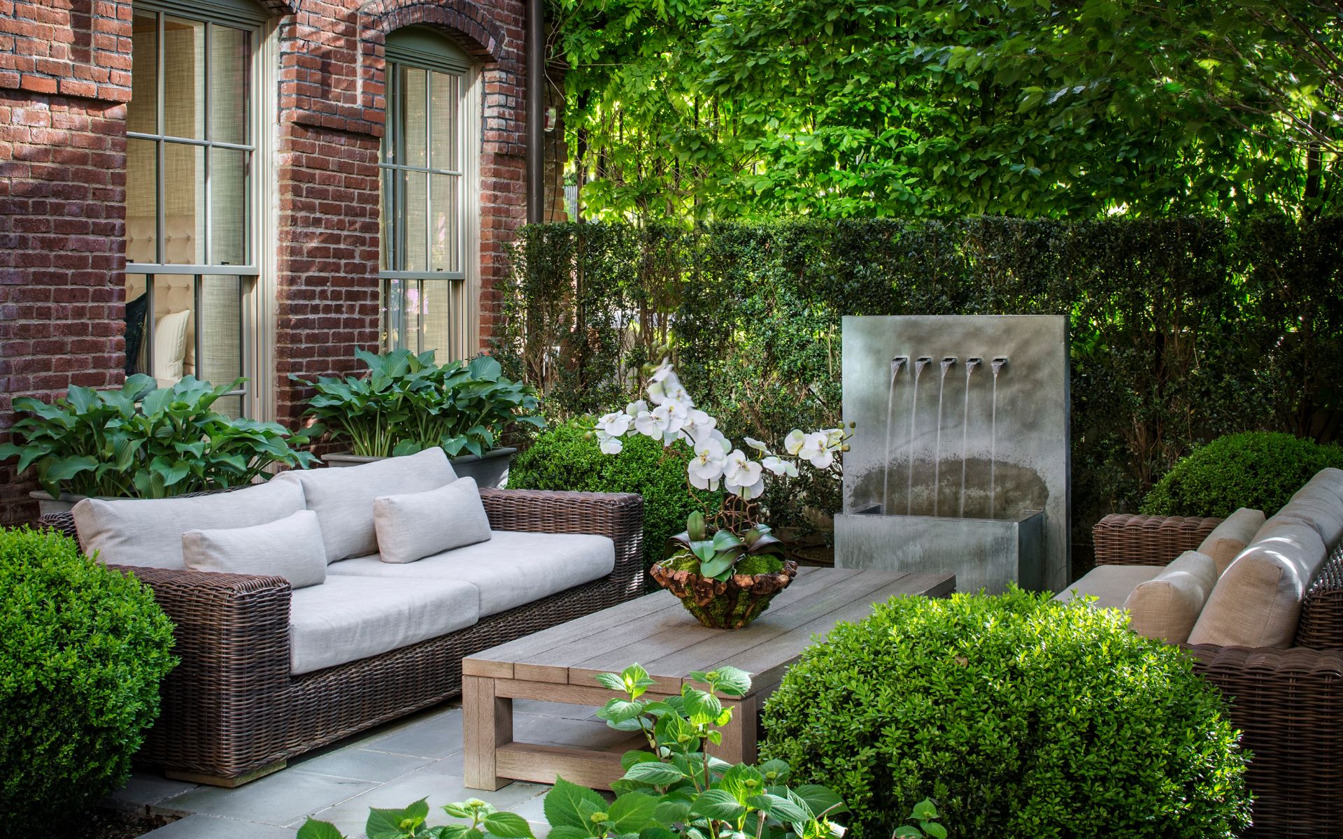 Watchcase Loft with Private Garden