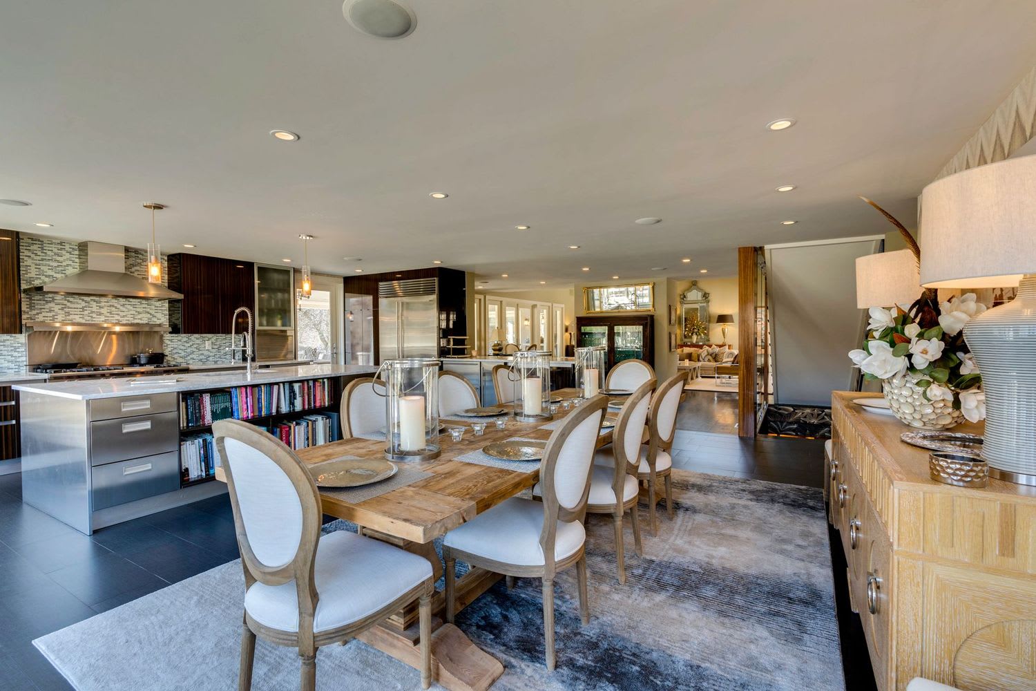 Upscale, Updated Sag Harbor Farmhouse in Waterfront Neighborhood
