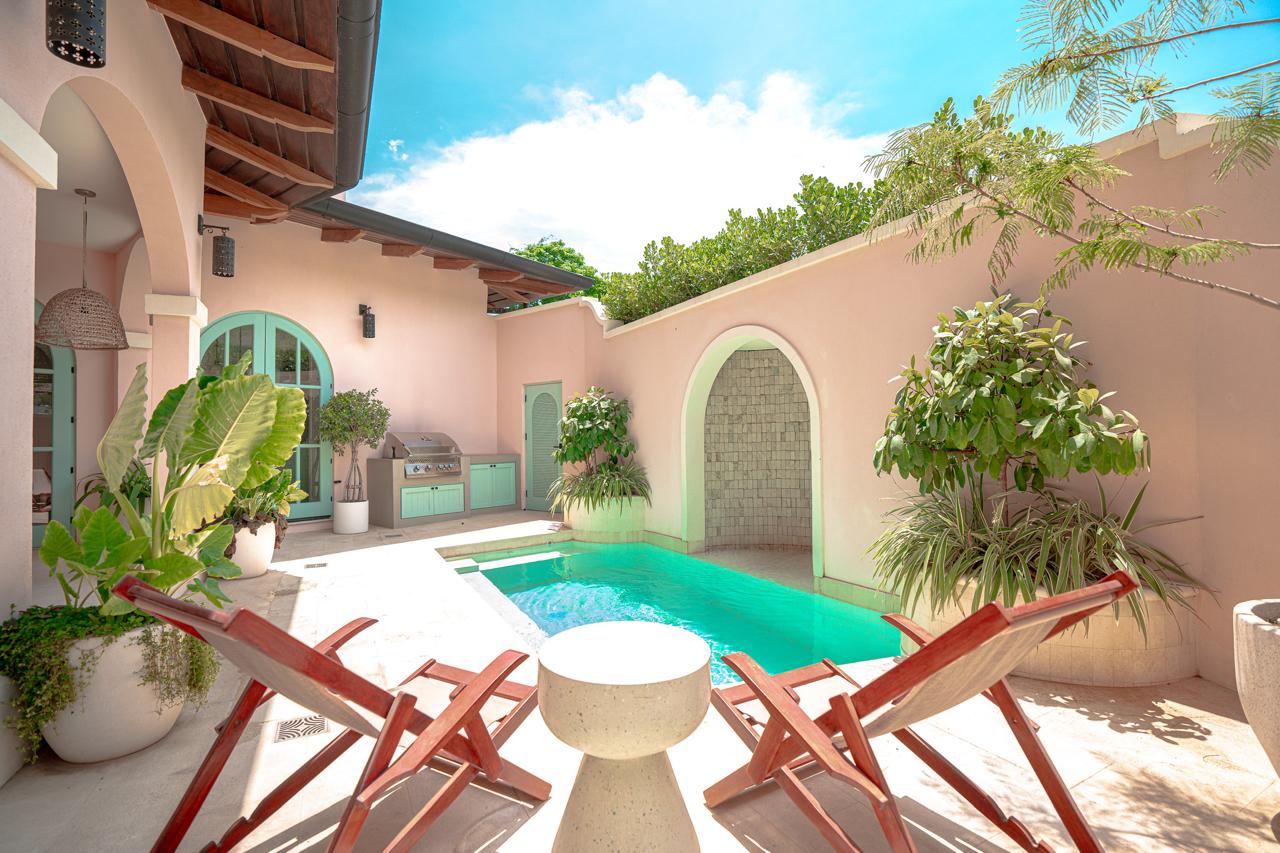 16 Calle La Ronda | Stylish Renovated Home with Plunge Pool in Beach Town – Steps from Playa Danta