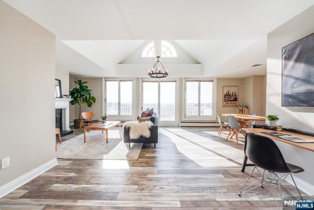 100 Shearwater Ct E, Unit 84