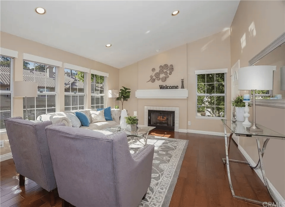15 Promontory Park