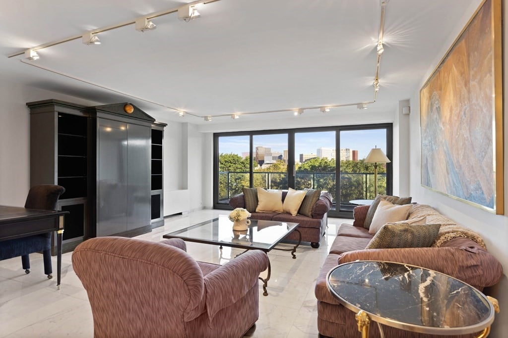 180 Beacon Street - Unit 5E