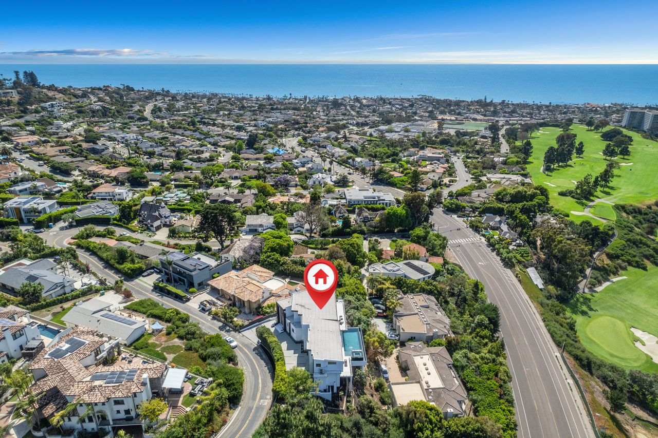 6627 Muirlands Dr, La Jolla, CA 92037