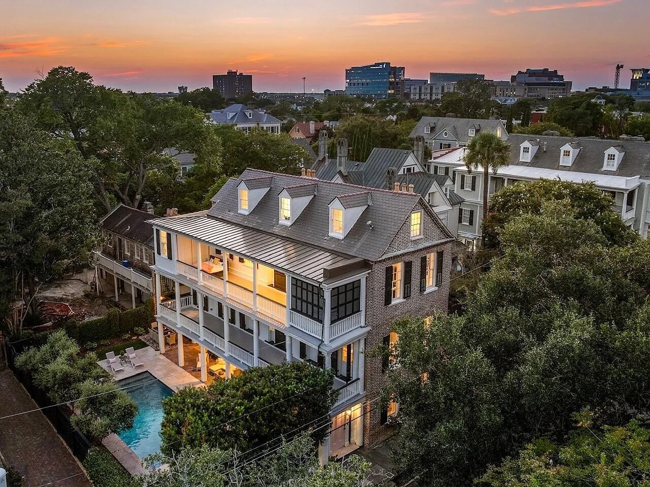 89 Ashley Avenue Downtown Charleston