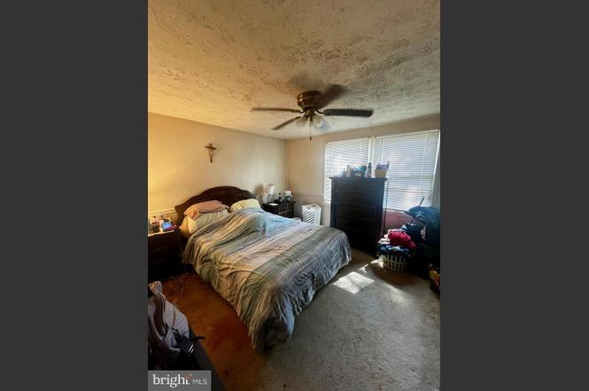 6404 Snowman Ct