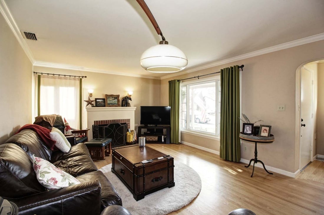 Just Listed! Beautiful East Sacramento Charmer in Great Location!