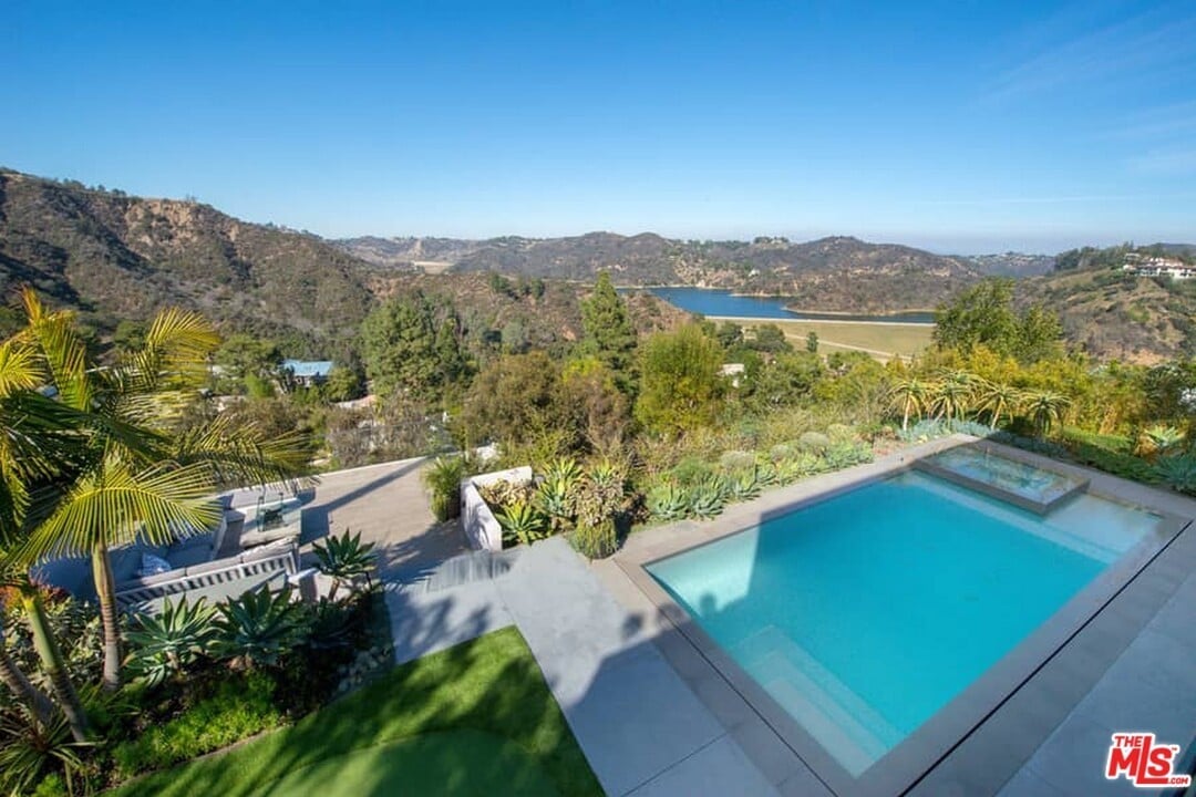 1769 Stone Canyon Rd
