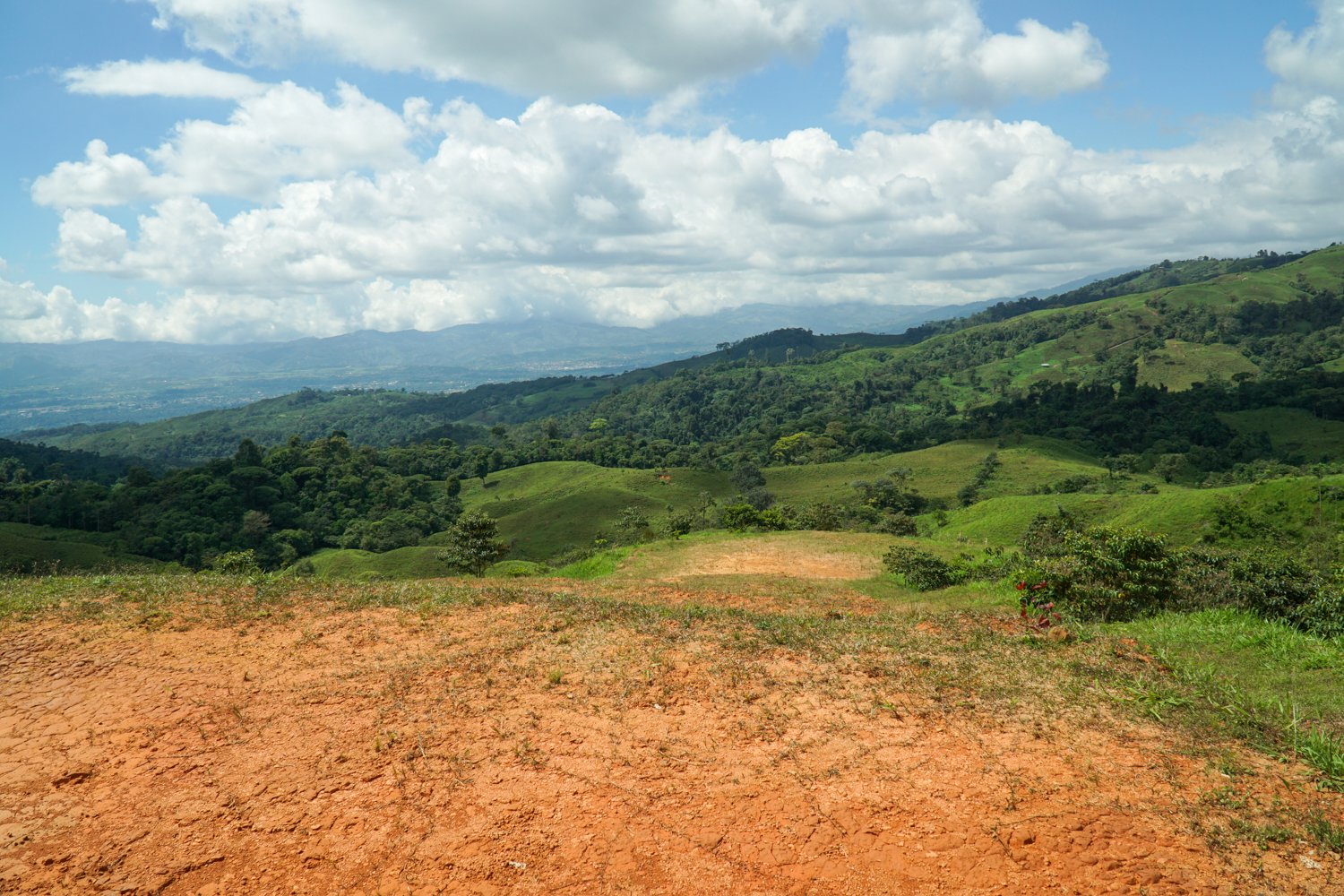 REDUCED! 77-Acre Mountain Paradise with Waterfalls & Epic Views in Santa Elena 