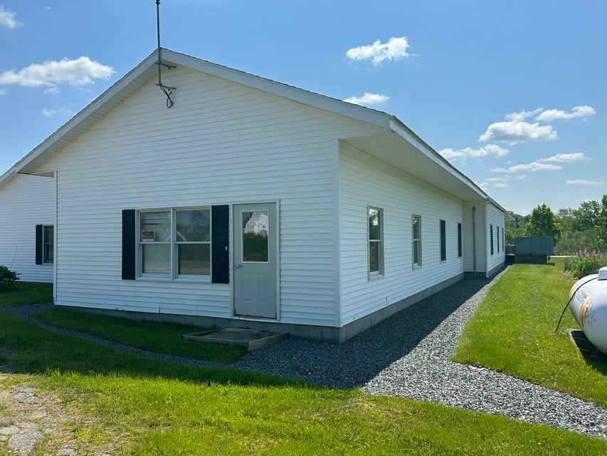 190 Bangor Road Ellsworth, ME 04605