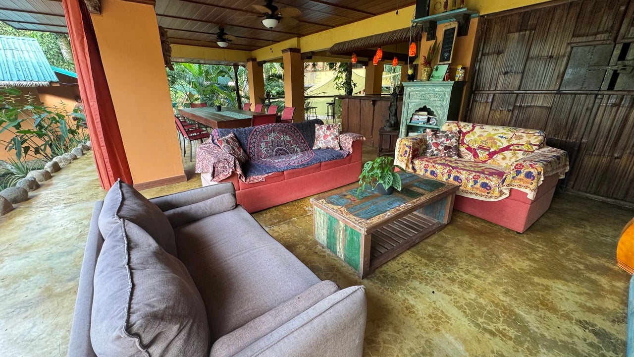 12 Room Hotel in Uvita with Ocean View Expansion Land