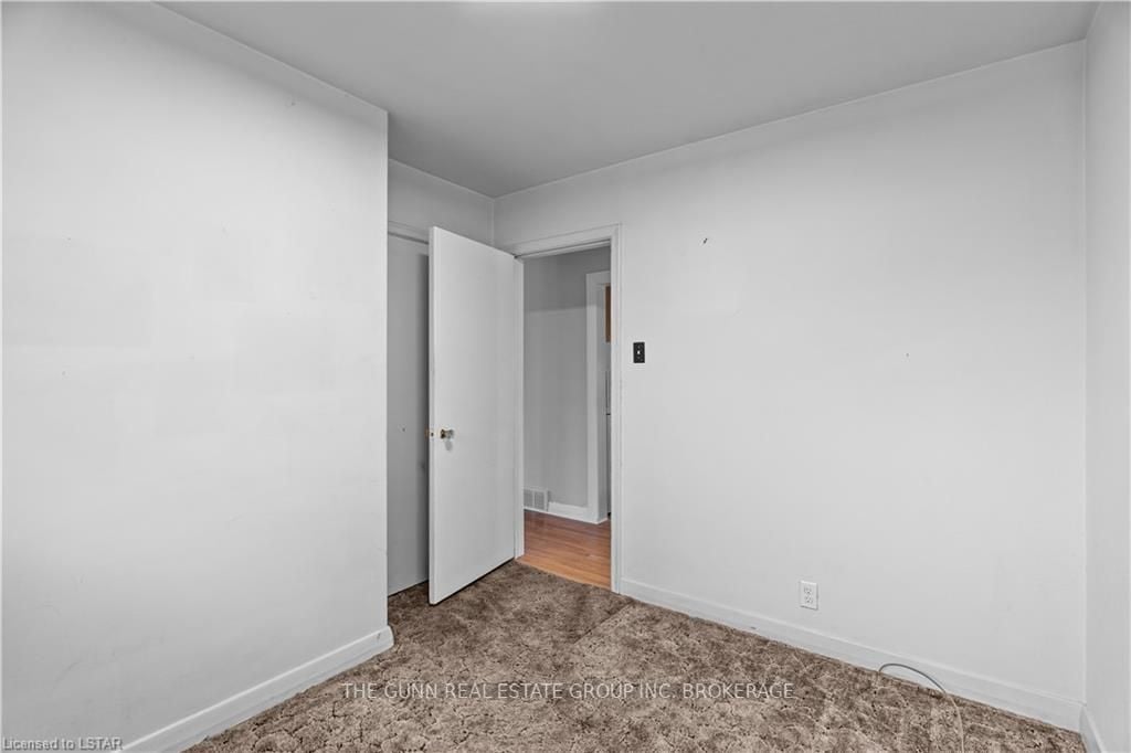 234 Merlin Cres