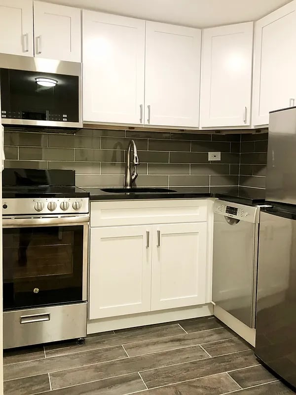 80 Park Avenue Unit 12F