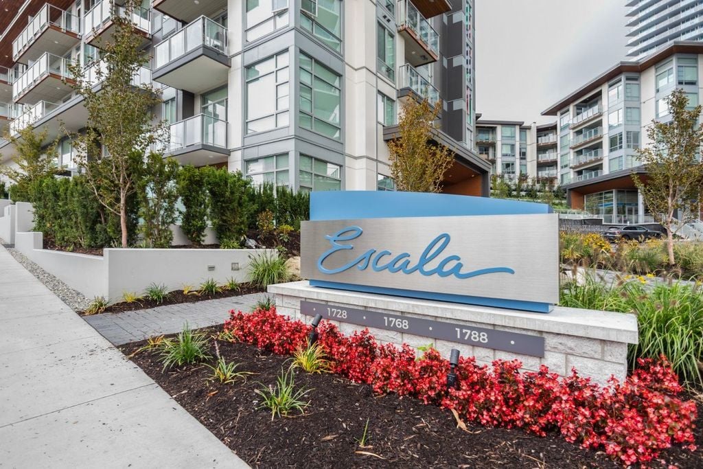 1788 Gilmore Ave, #3805