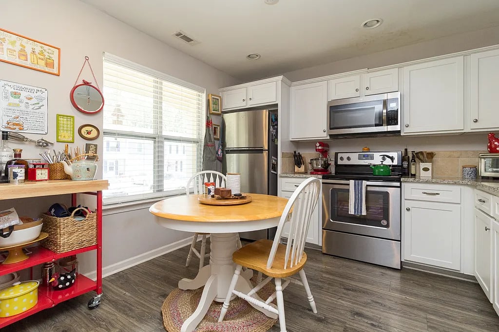 1706 Queen Anne Ct