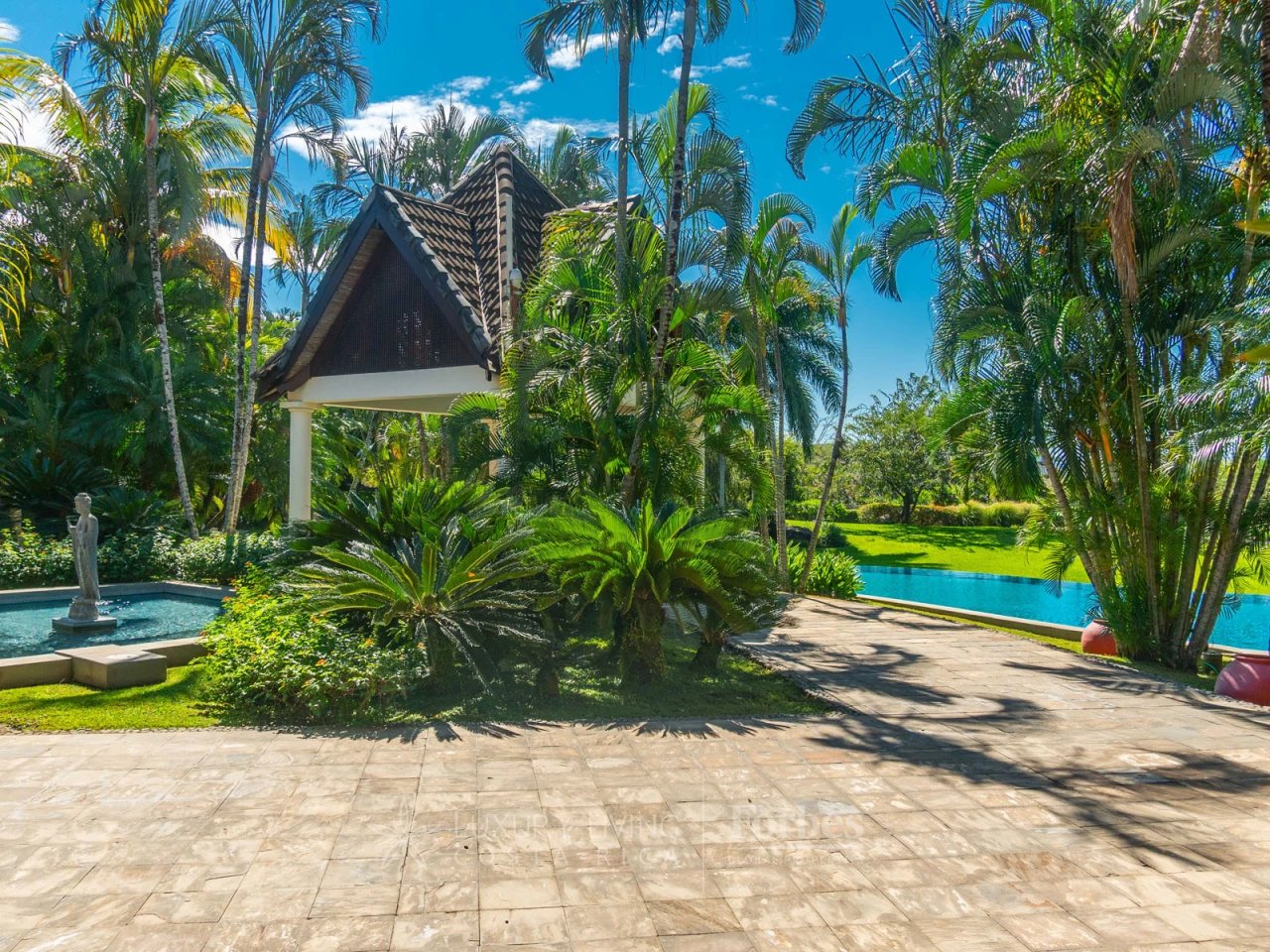 20418 - Villa Serena: Where Serenity Meets Luxury