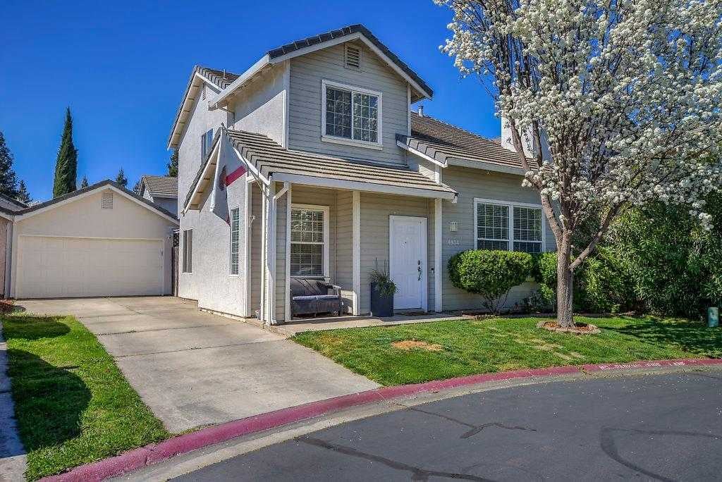 4934 Spruce Pine Lane