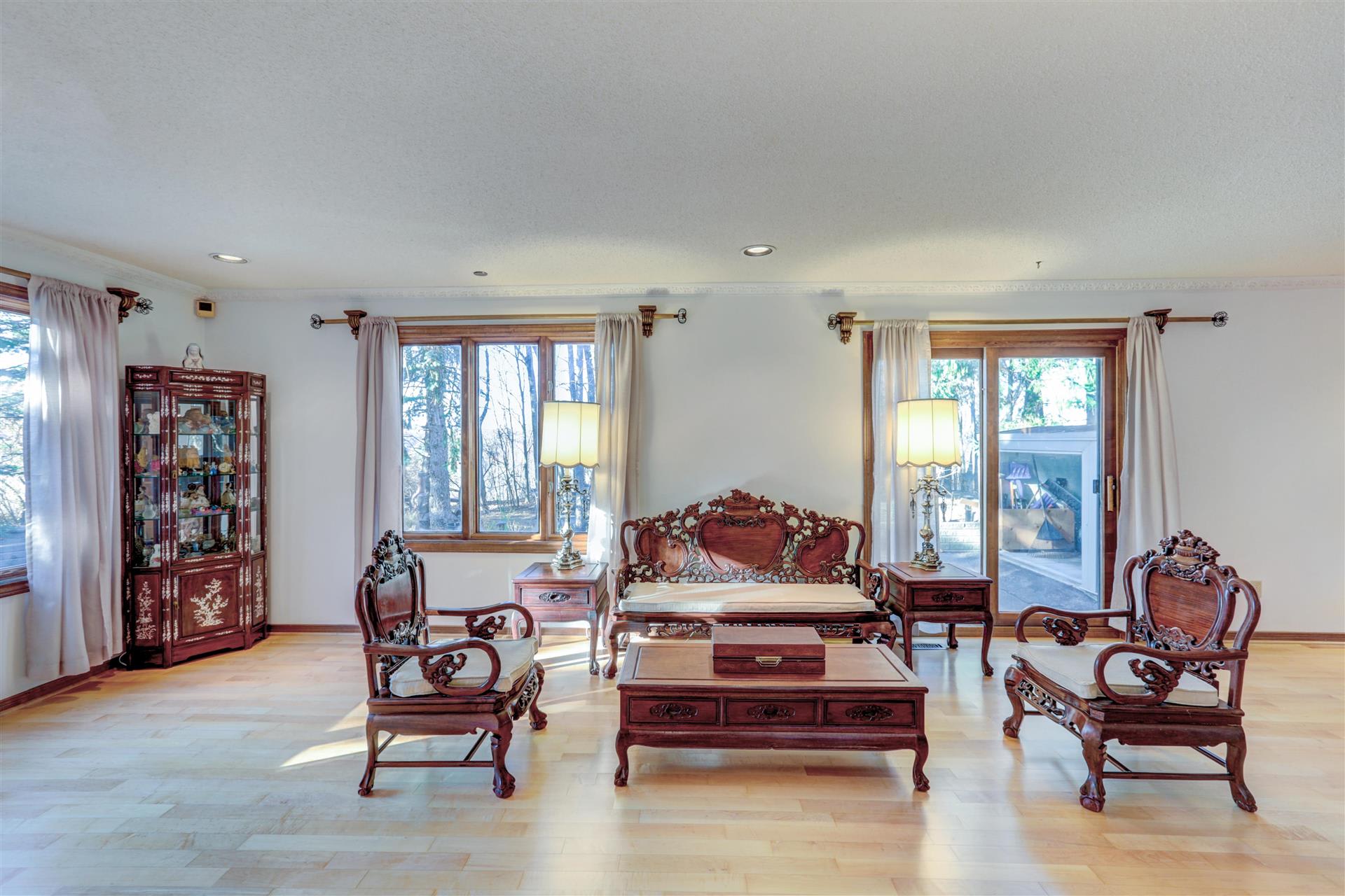 373 Morningside Ave