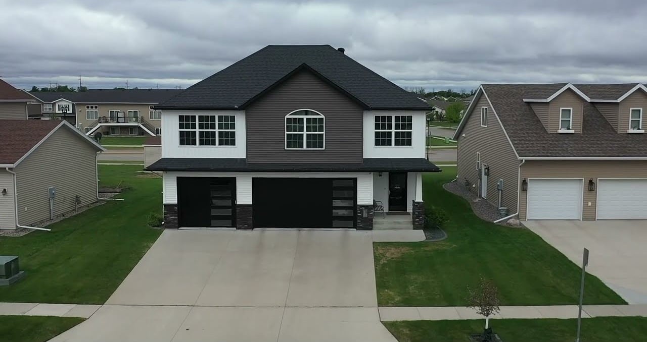 3112 Foxtail Drive - Video Tour!