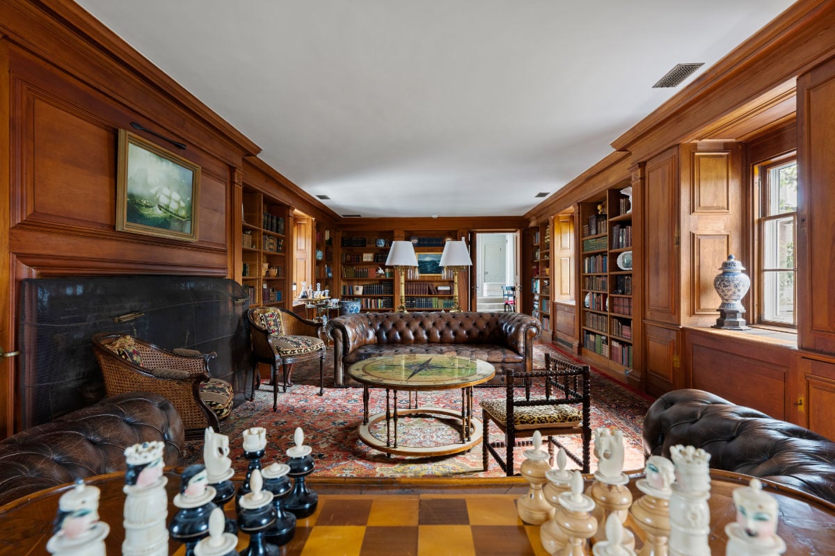 19 Pleasant Street - Moors End
