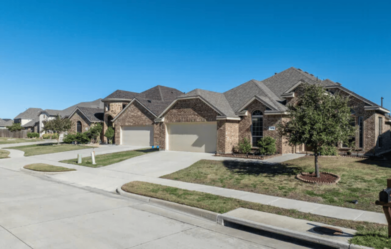 Woodcreek Neighborhood Guide: What Buyers Should Know