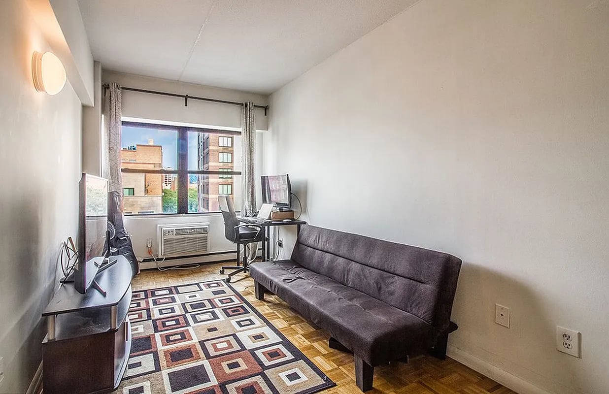 200 Bowery #8C