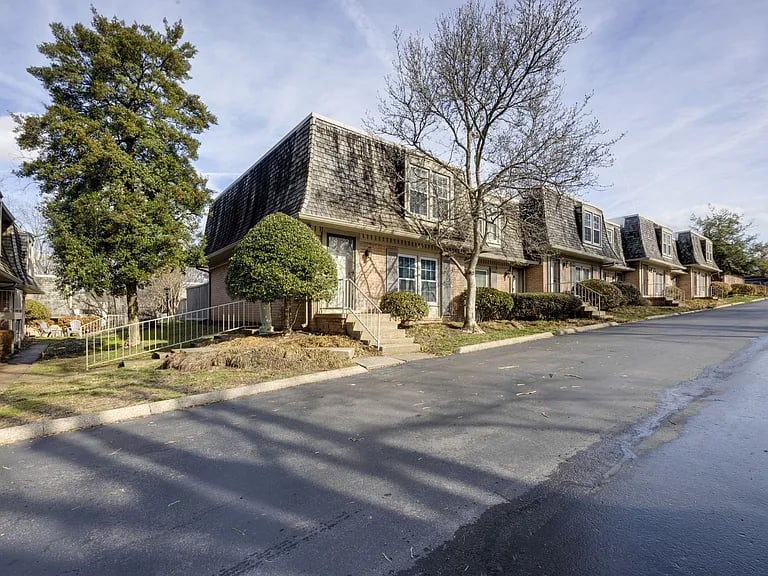 3000 Hillsboro Pike Apt 19