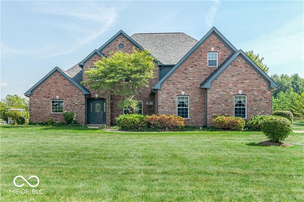 10 Acre Estate