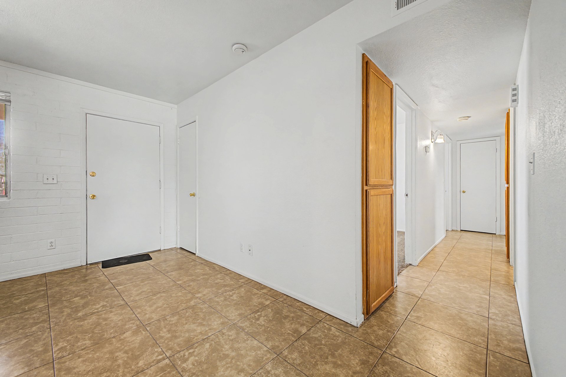1319 Tulip Place