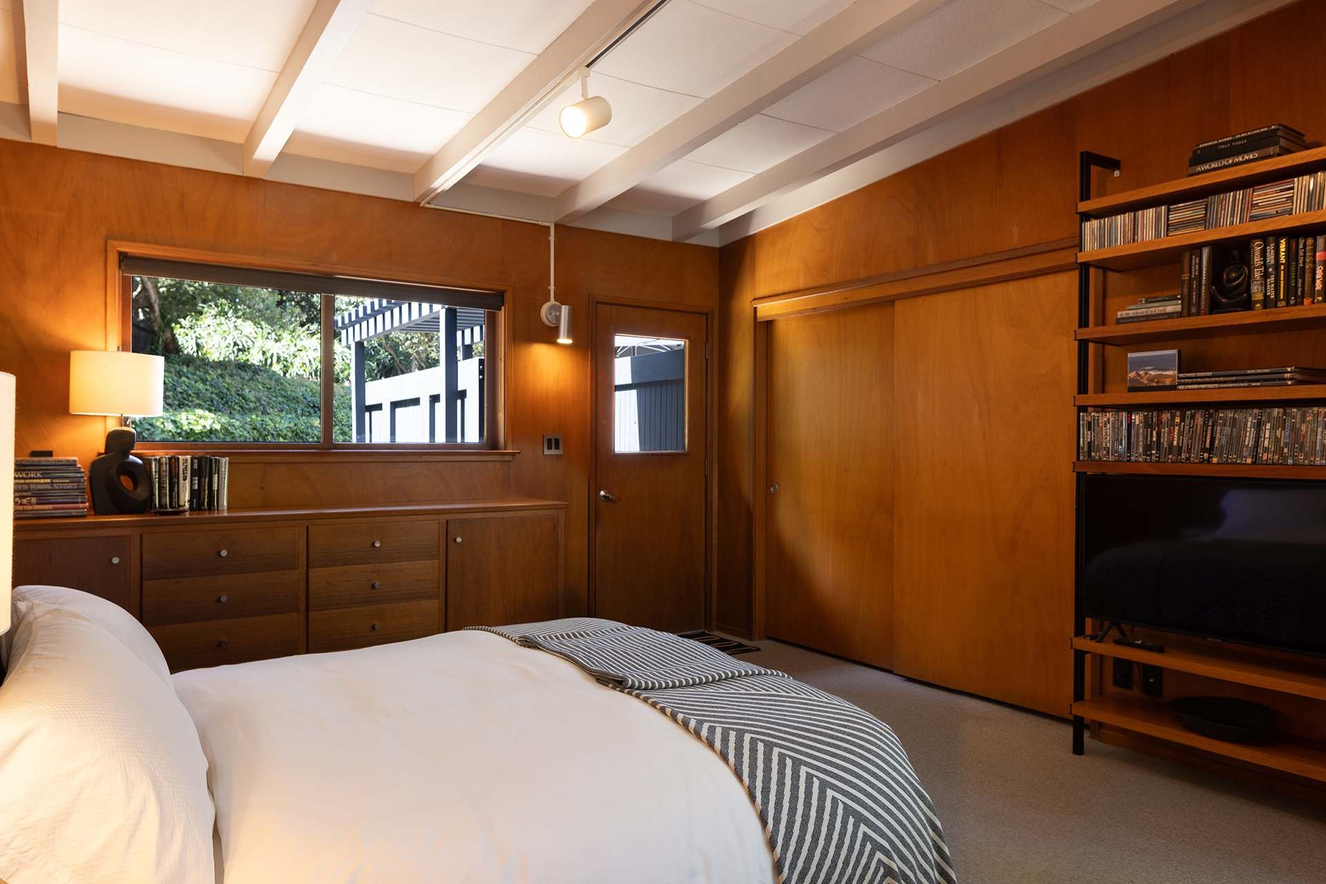Ocean View Mid-Century Modern