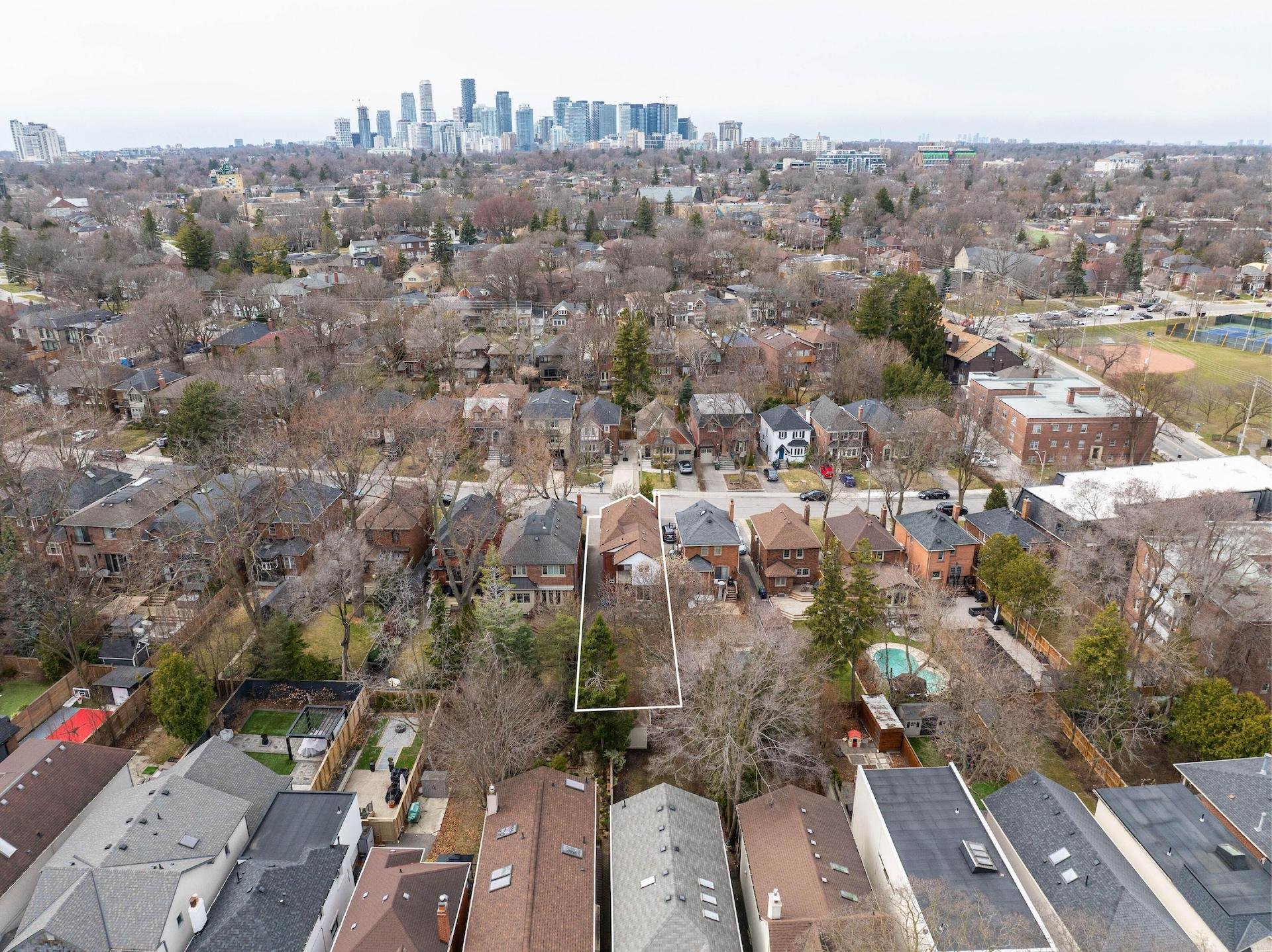 Detached Leaside Family Home