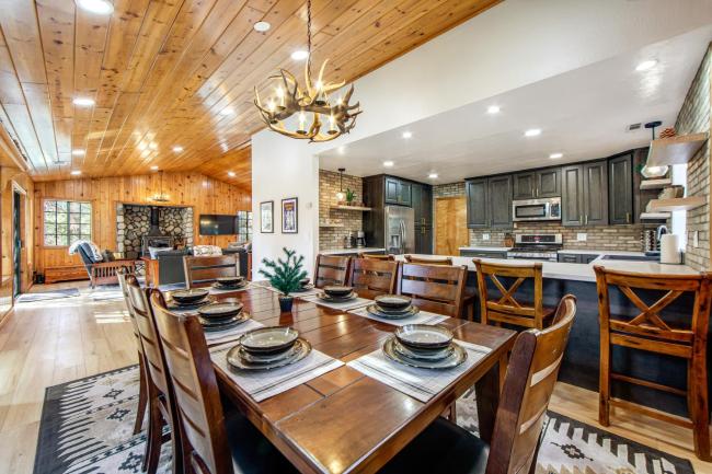 Arrowbear Lake Mountain Home