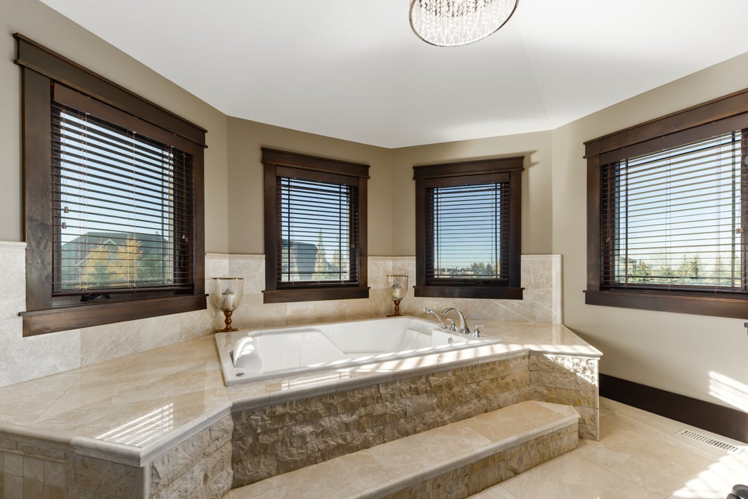 Private Bearspaw Estate Home