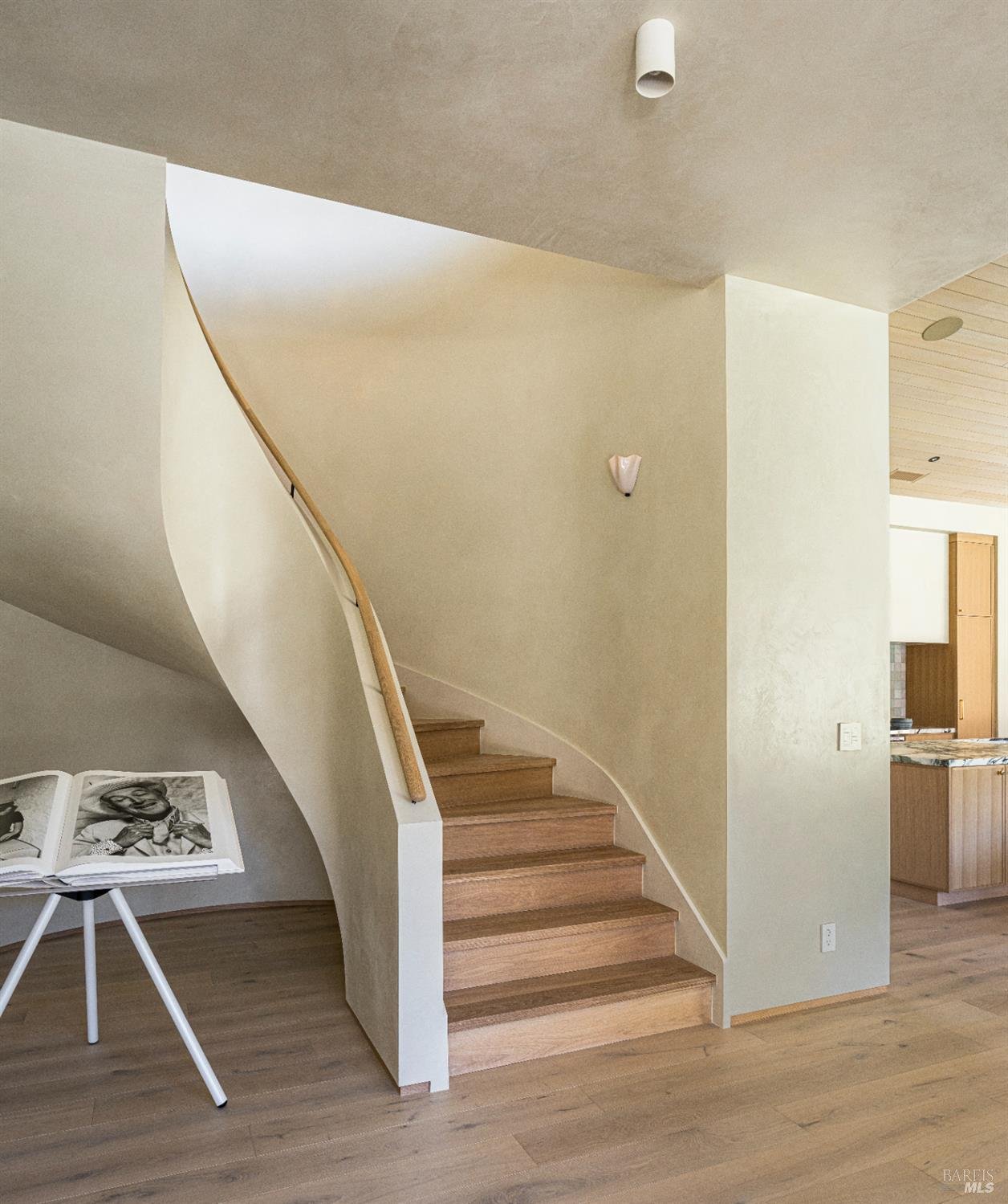 1438 Ridge Valley Road