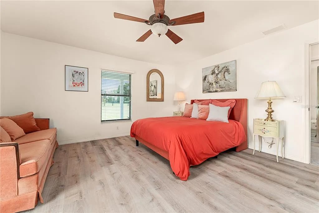 3650 SE 165th Ave, Morriston, FL 32668