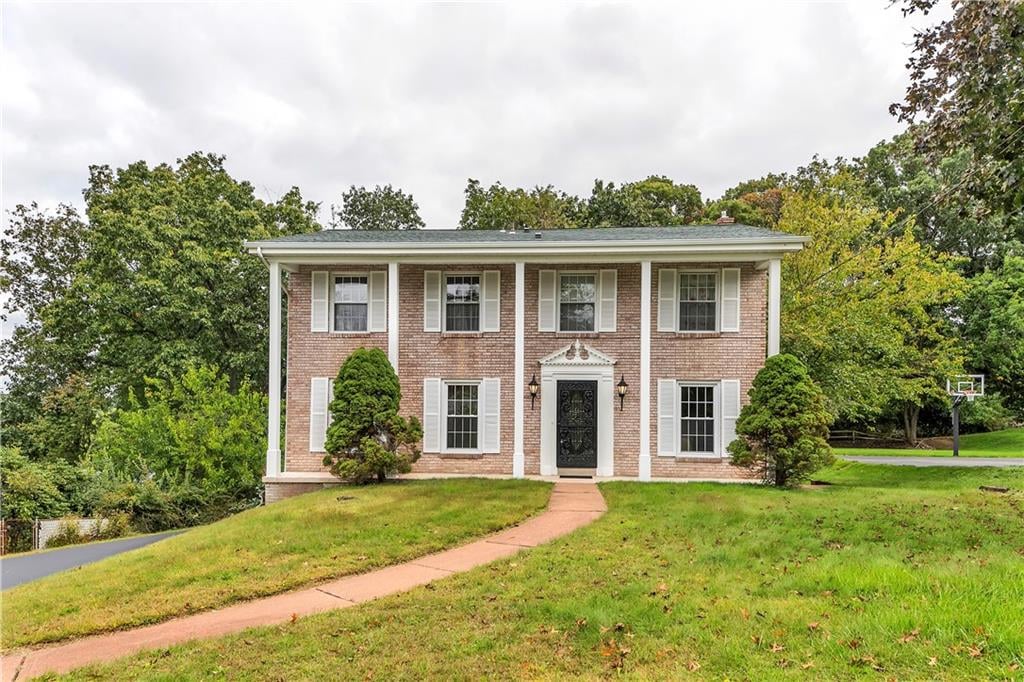 218 Ennerdale Ln