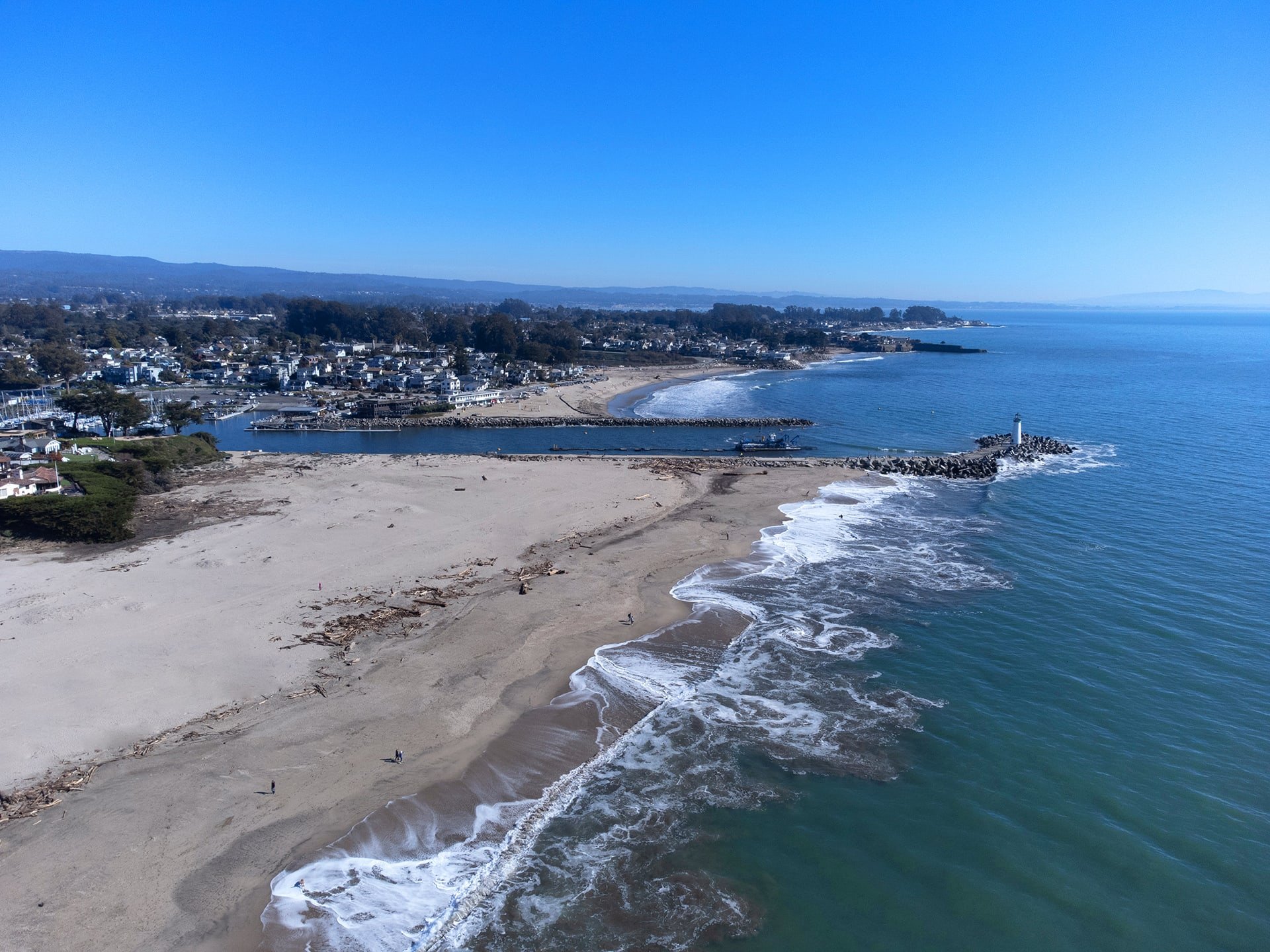 Santa Cruz Beach Living - 1703 E Cliff Dr