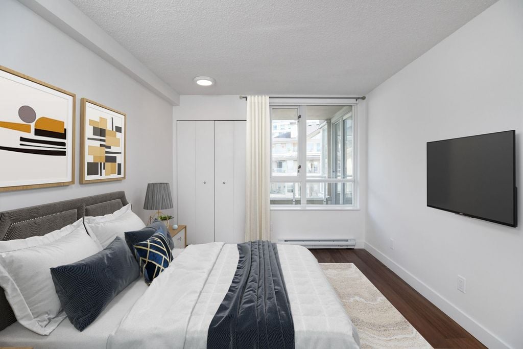 2203 Bellevue Ave, #403