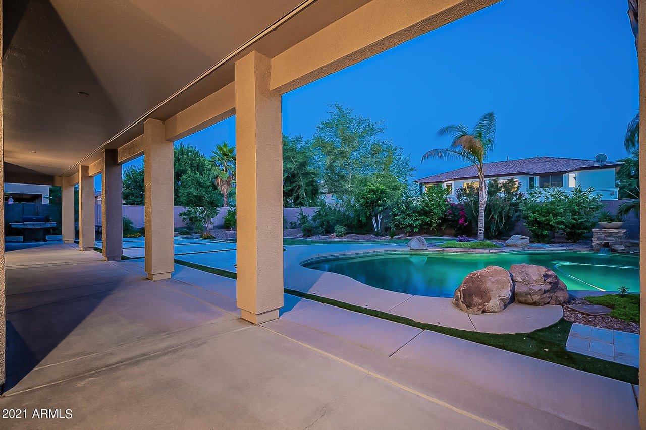 1709 E Kaibab Dr