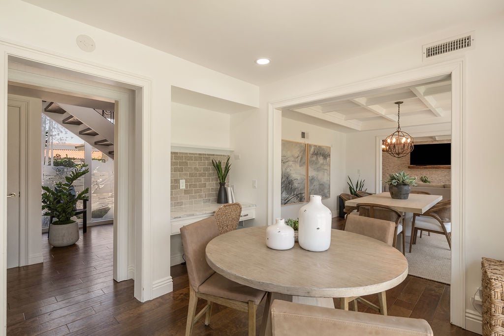 11042 Hunting Horn Drive, North Tustin, CA 