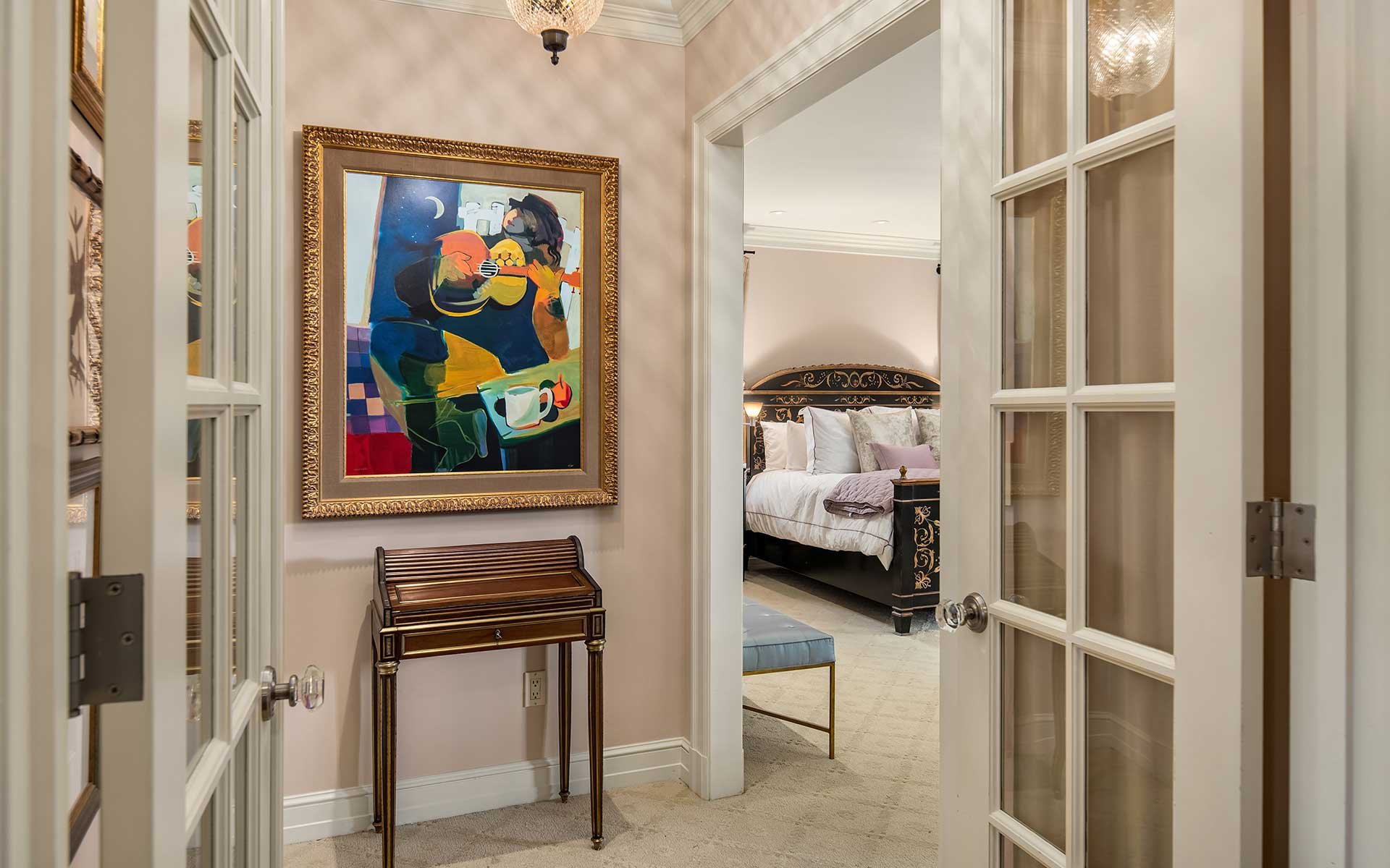 Sophisticated, Timeless Style in a Prized Medina Location on Overlake Golf Course