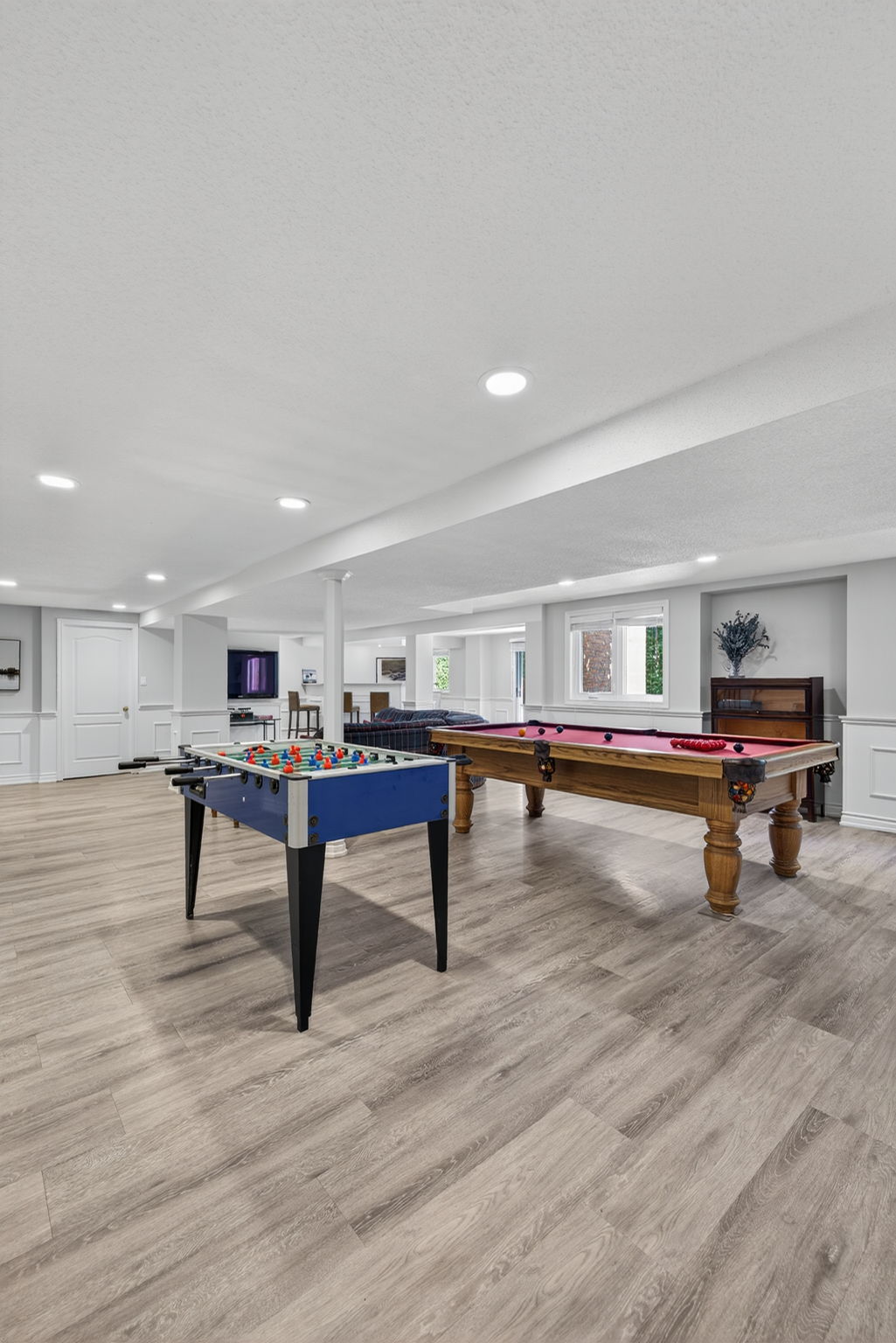 6 Falling Leaf Crt, Aurora