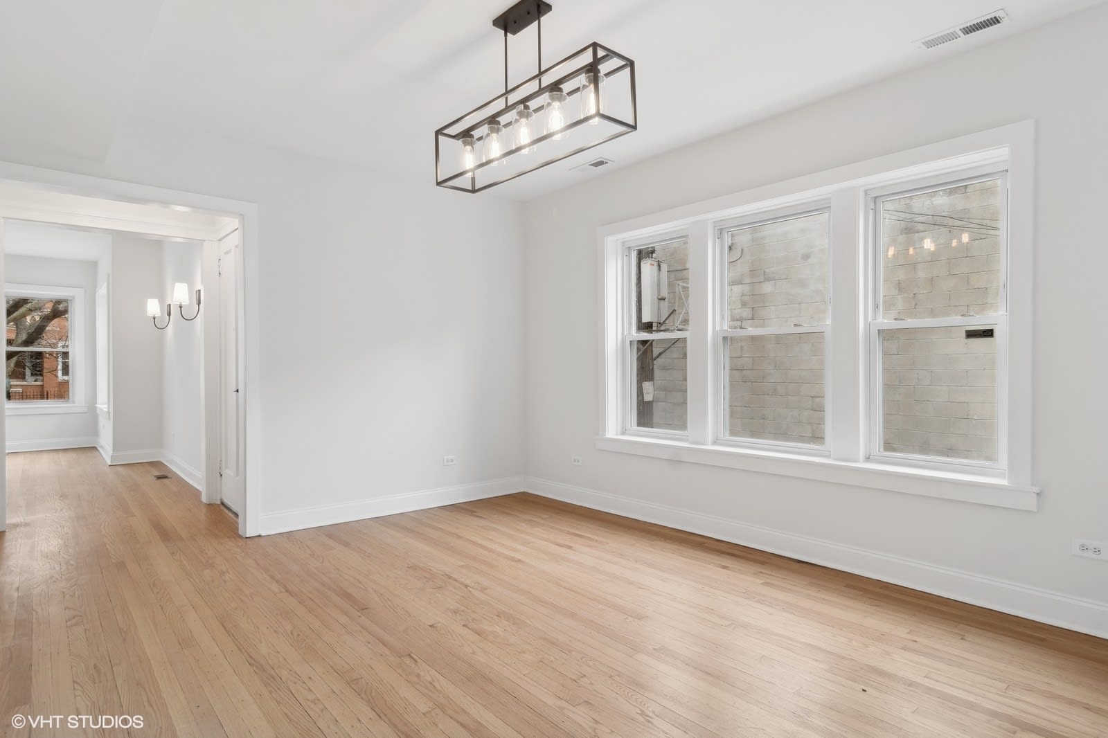 Private Address Unit 1E, Chicago, IL 60625